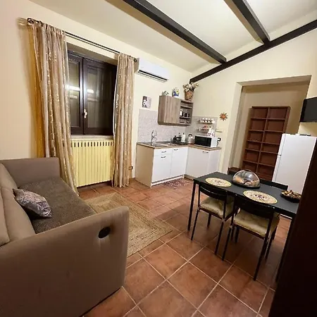 Case Vacanza E Camere In Villa Isabella Con Parcheggio Custodito E Wifi Gioia Del Colle Exterior photo
