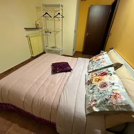 Case Vacanza E Camere In Villa Isabella Con Parcheggio Custodito E Wifi Gioia Del Colle Exterior photo