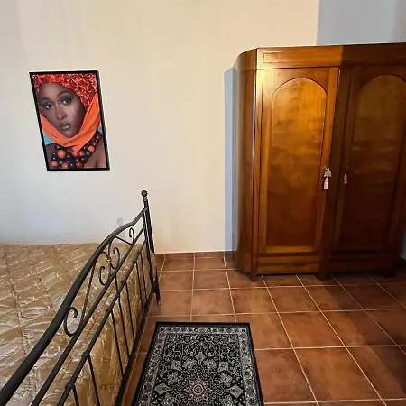 Case Vacanza E Camere In Villa Isabella Con Parcheggio Custodito E Wifi Gioia Del Colle Exterior photo