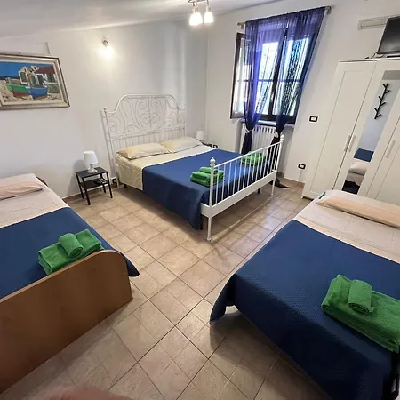 Case Vacanza E Camere In Villa Isabella Con Parcheggio Custodito E Wifi Gioia Del Colle Exterior photo
