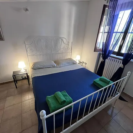 Case Vacanza E Camere In Villa Isabella Con Parcheggio Custodito E Wifi Gioia Del Colle Exterior photo